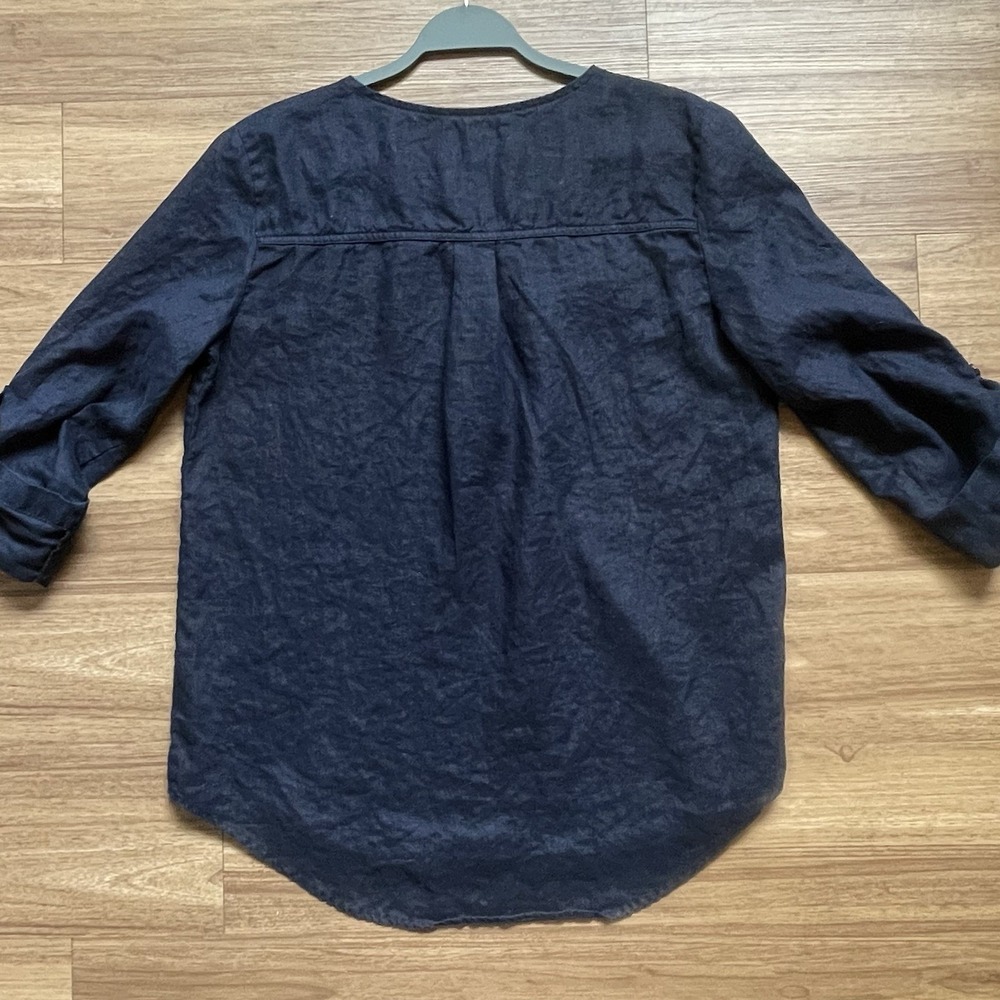Ellen Tracy Linen Roll Tab Sleeve Navy Blue Women's Tunic Blouse Size L Coastal - Picture 2 of 10